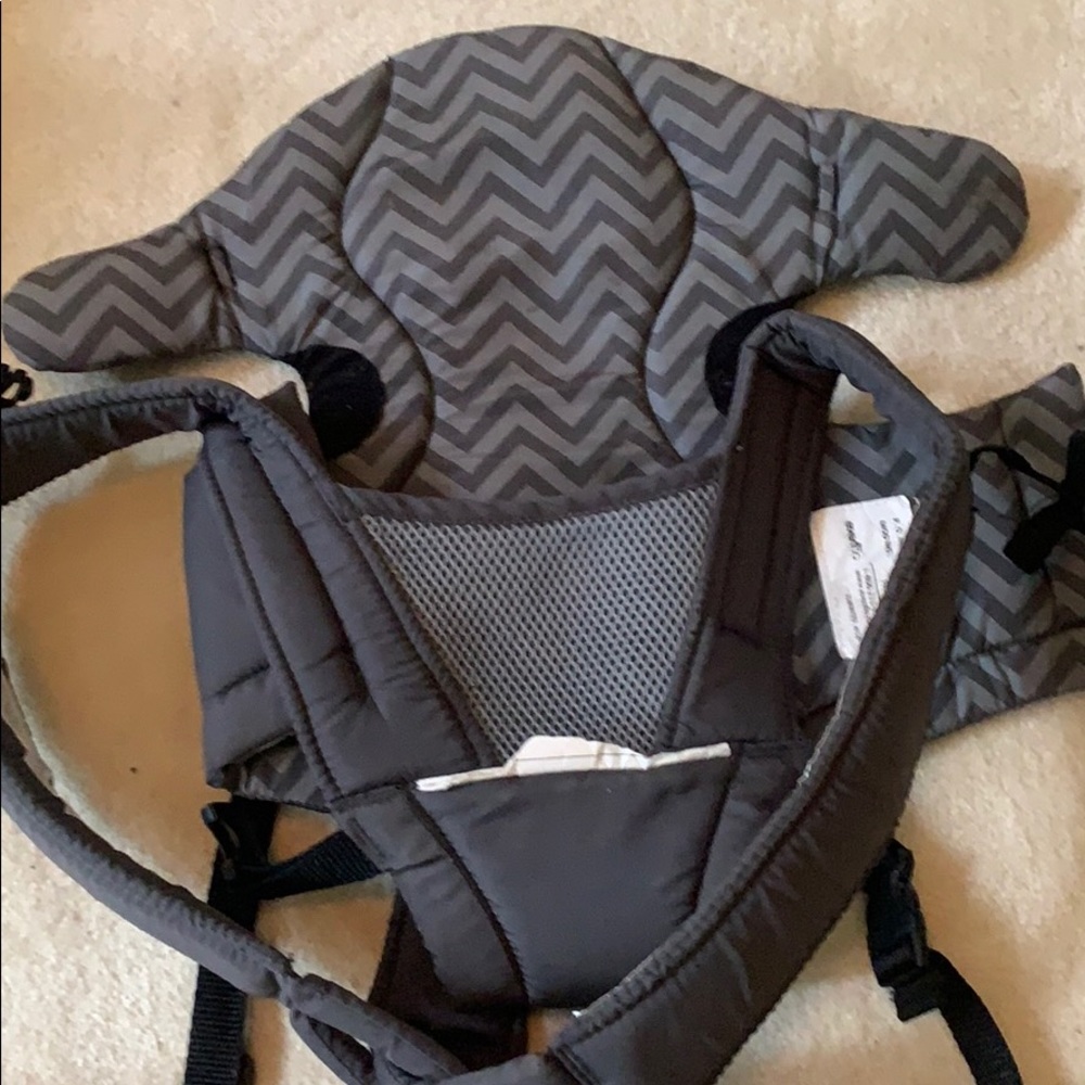 Eve Flo breathable baby carrier